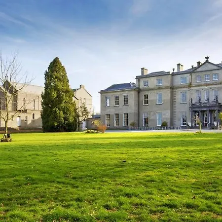 Uppercourt Manor *